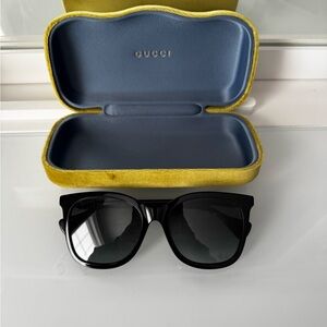 Gucci Black Sunglasses